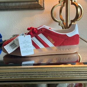 Adidas Gazelle Sneakers